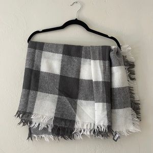 AE Blanket Scarf